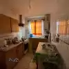 CASA DE 3 DORMITORIOS, BAÑO, ESTACIONAMIENTO