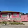 CASA DE 3 DORMITORIOS, BAÑO, ESTACIONAMIENTO