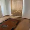 CASA DE 3 DORMITORIOS, BAÑO, ESTACIONAMIENTO
